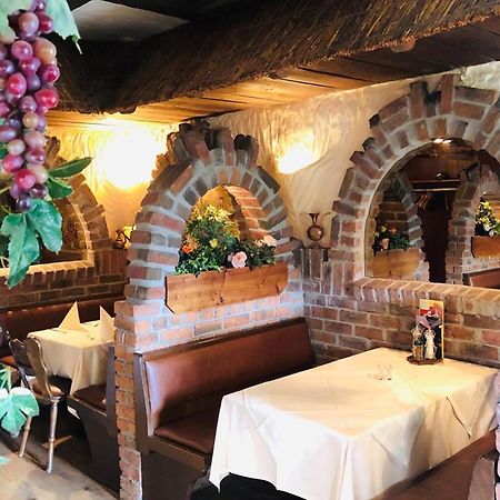Hotel & Restaurant Miranda Siek Екстер'єр фото