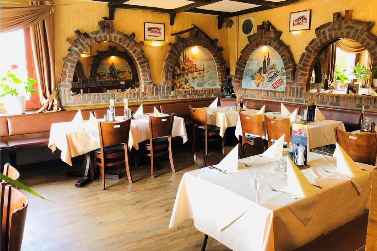 Hotel & Restaurant Miranda Siek Екстер'єр фото